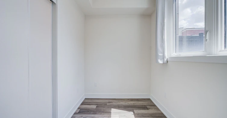 1-1 Bond Crescent, Richmond Hill, ON, L4E 1J4 - 19