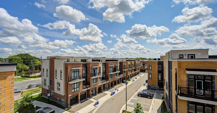 1-1 Bond Crescent, Richmond Hill, ON, L4E 1J4 - 49