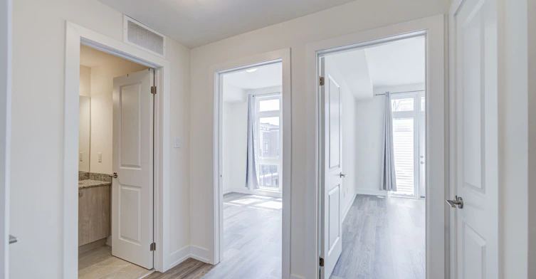 1-1 Bond Crescent, Richmond Hill, ON, L4E 1J4 - 27