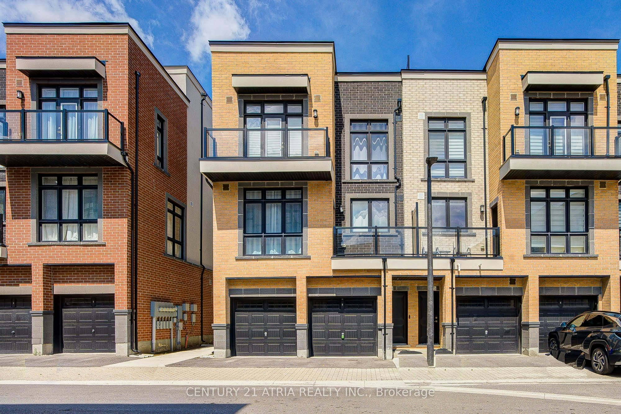 1-1 Bond Crescent, Richmond Hill, ON, L4E 1J4 - 2