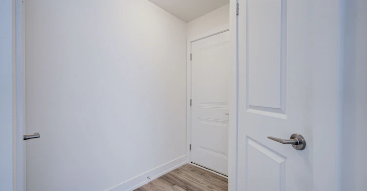 1-1 Bond Crescent, Richmond Hill, ON, L4E 1J4 - 6