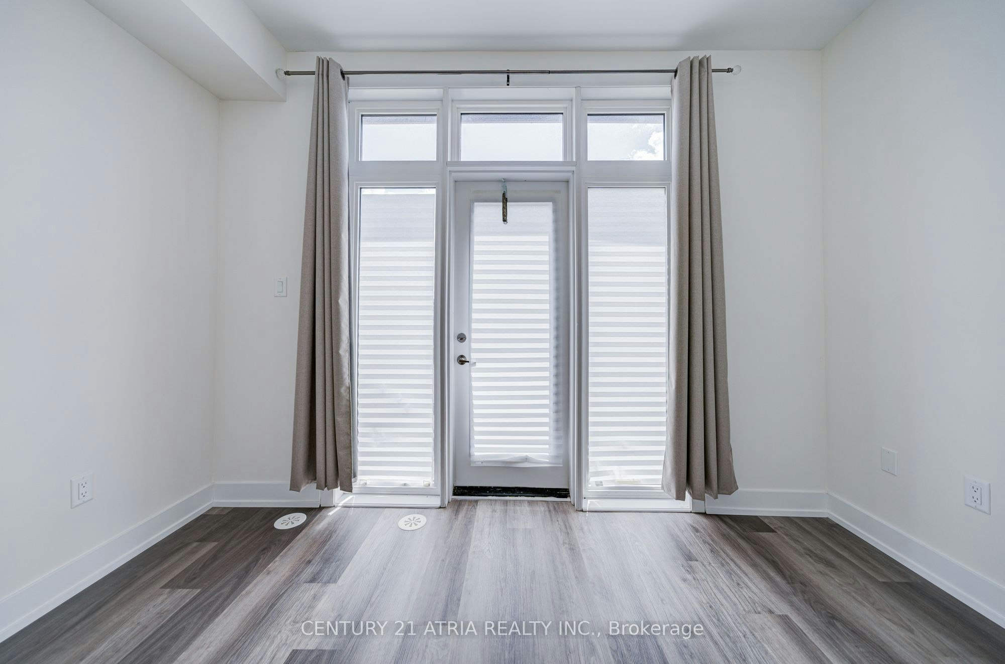 1-1 Bond Crescent, Richmond Hill, ON, L4E 1J4 - 37