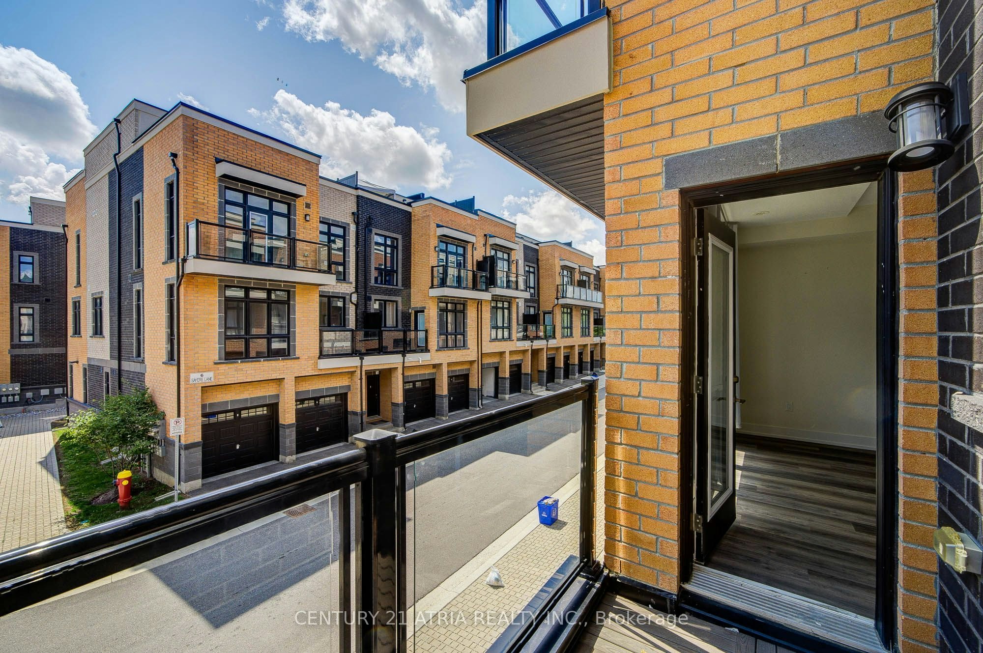 1-1 Bond Crescent, Richmond Hill, ON, L4E 1J4 - 24