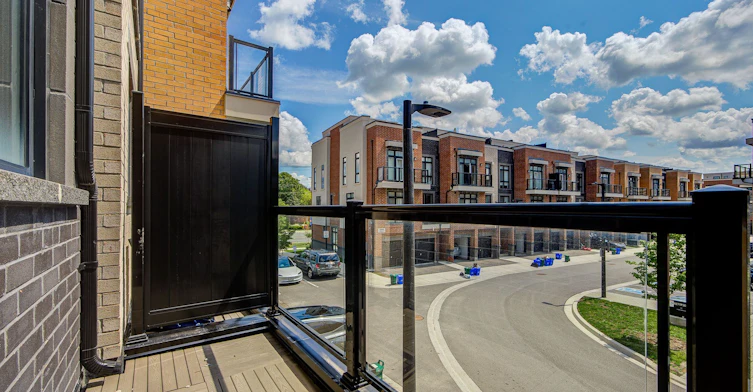 1-1 Bond Crescent, Richmond Hill, ON, L4E 1J4 - 22