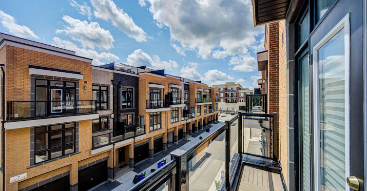 1-1 Bond Crescent, Richmond Hill, ON, L4E 1J4 - 41