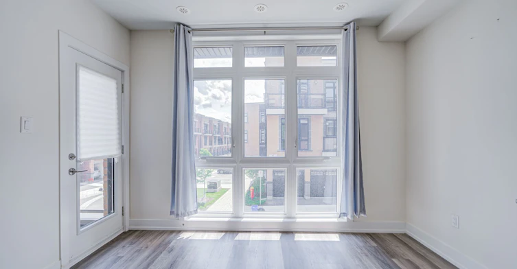 1-1 Bond Crescent, Richmond Hill, ON, L4E 1J4 - 15