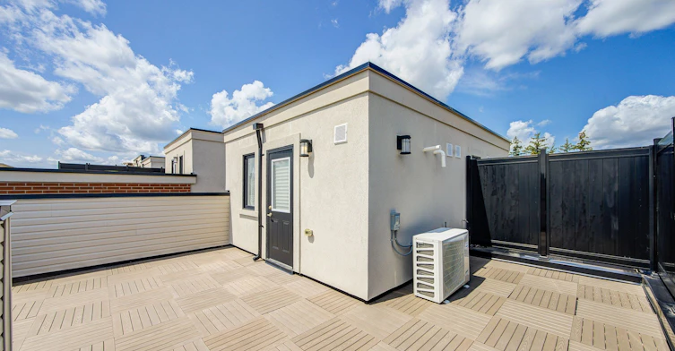 1-1 Bond Crescent, Richmond Hill, ON, L4E 1J4 - 47