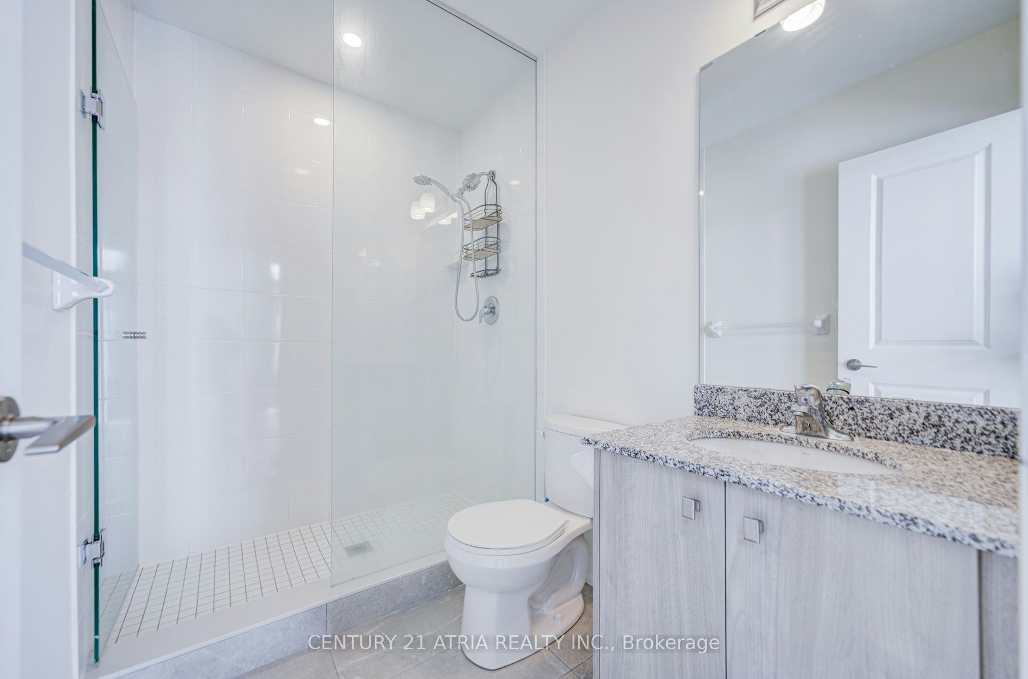 1-1 Bond Crescent, Richmond Hill, ON, L4E 1J4 - 39