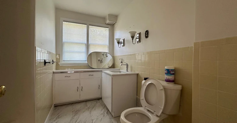 21 Yongeview Avenue, Richmond Hill, ON, L4C 7A3 - 11