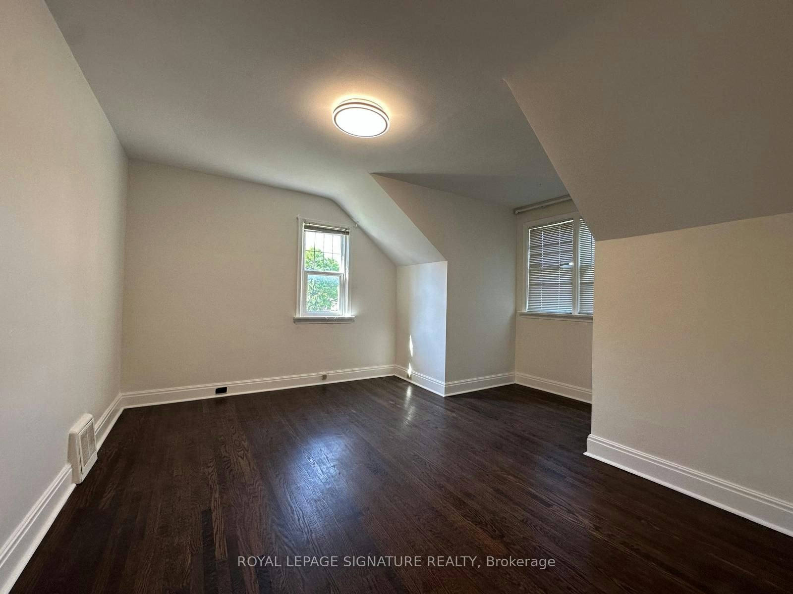 21 Yongeview Avenue, Richmond Hill, ON, L4C 7A3 - 8