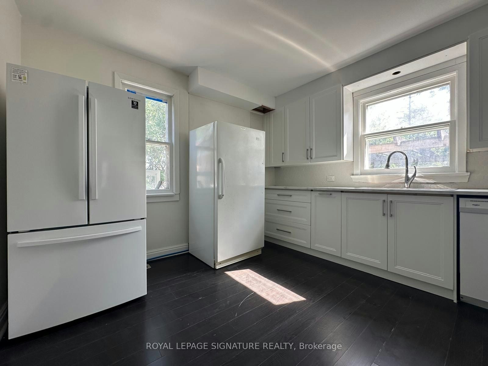 21 Yongeview Avenue, Richmond Hill, ON, L4C 7A3 - 5