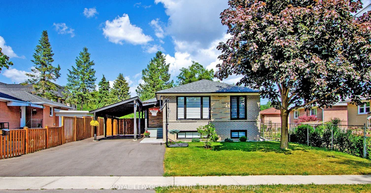 211 Maple Avenue, Richmond Hill, ON, L4C 2J4