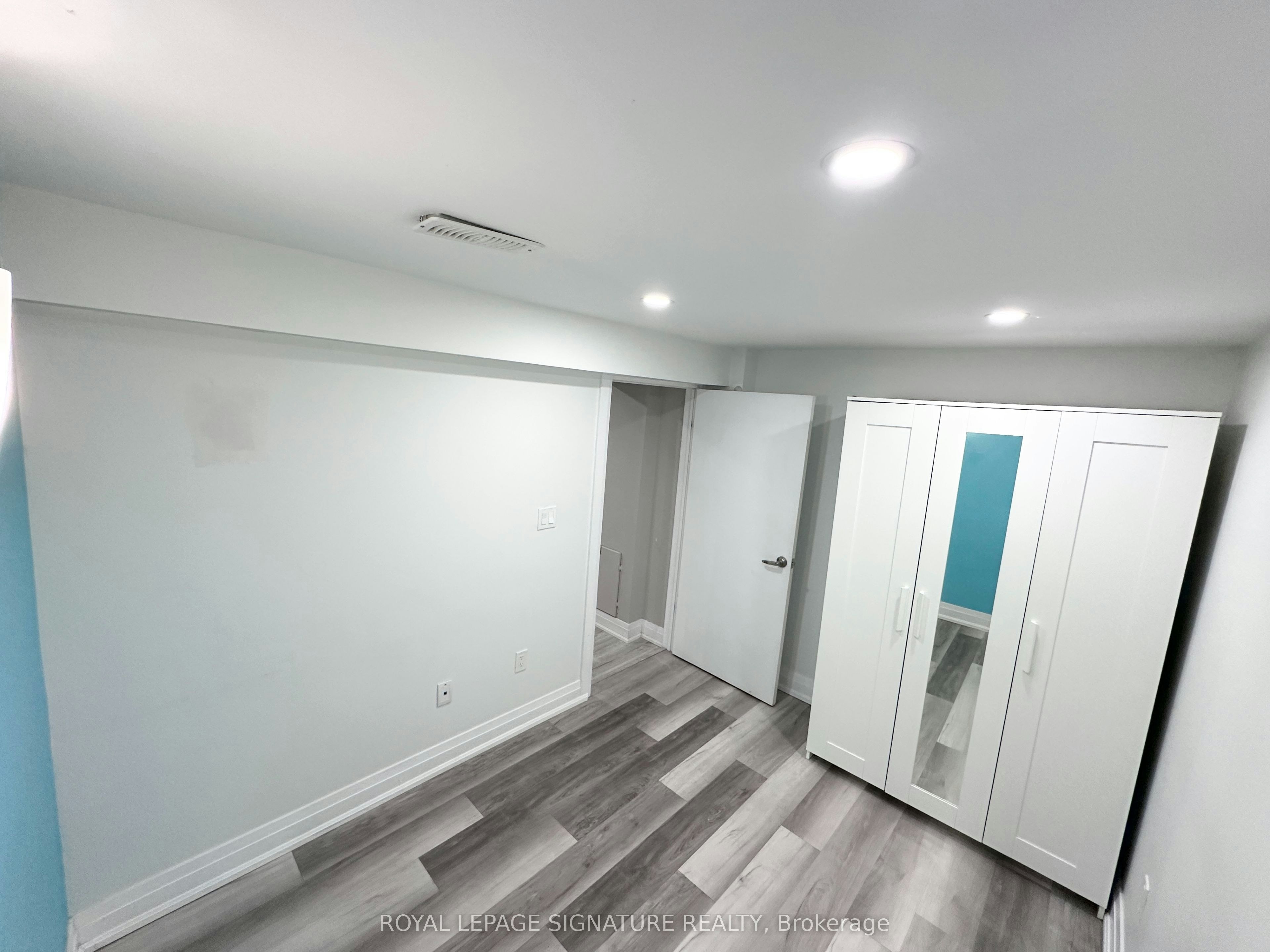 211 Maple Avenue, Richmond Hill, ON, L4C 2J4 - 15
