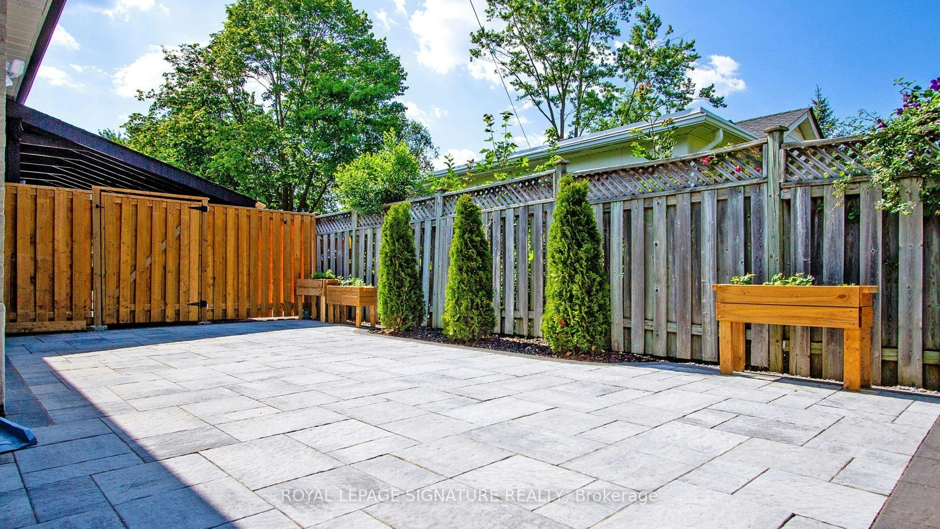 211 Maple Avenue, Richmond Hill, ON, L4C 2J4 - 19