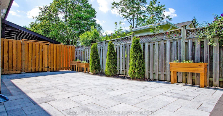 211 Maple Avenue, Richmond Hill, ON, L4C 2J4 - 19