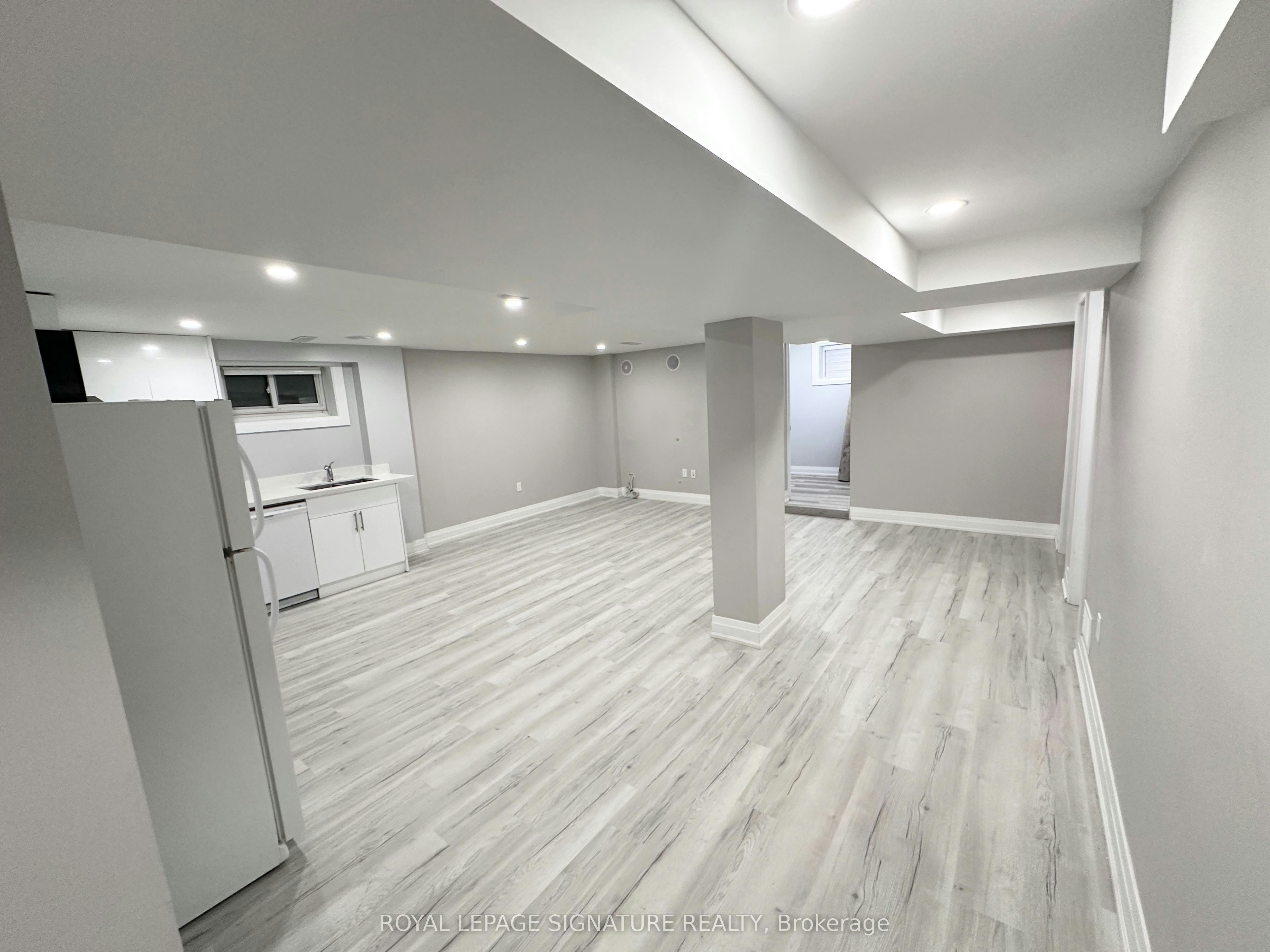 211 Maple Avenue, Richmond Hill, ON, L4C 2J4 - 12