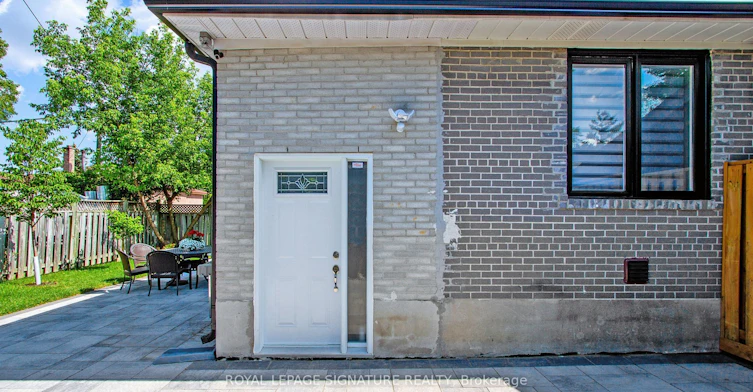 211 Maple Avenue, Richmond Hill, ON, L4C 2J4 - 18