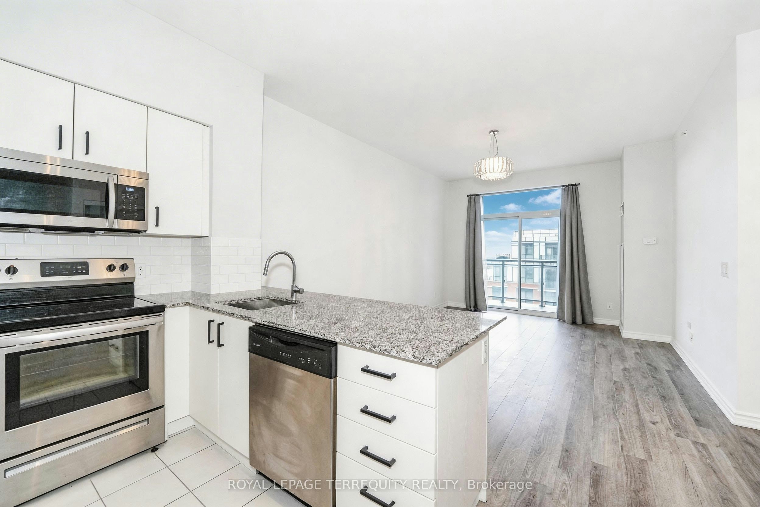 728-11611 Yonge Street, Richmond Hill, ON, L4E 1G2 - 18