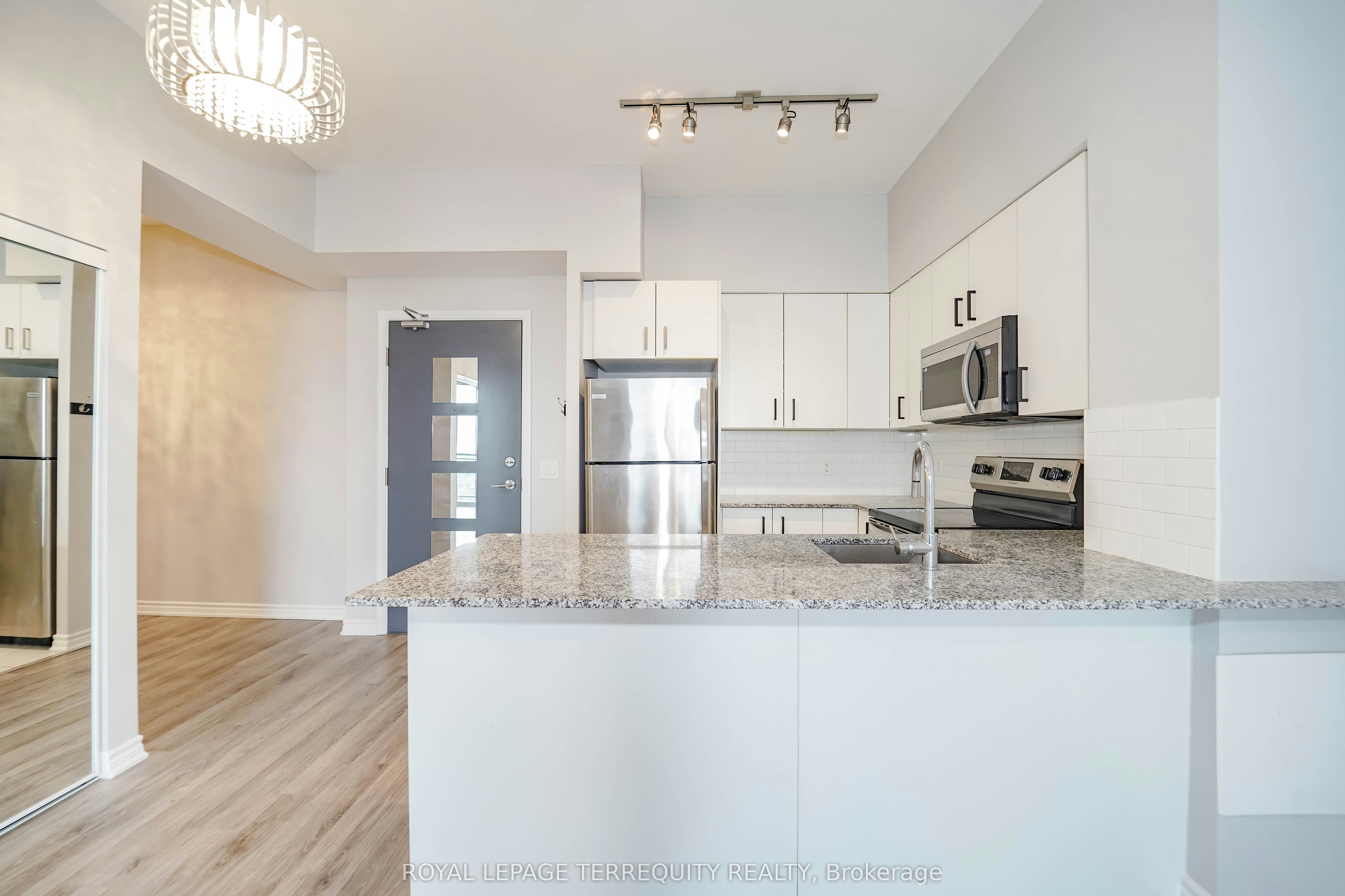 728-11611 Yonge Street, Richmond Hill, ON, L4E 1G2 - 16