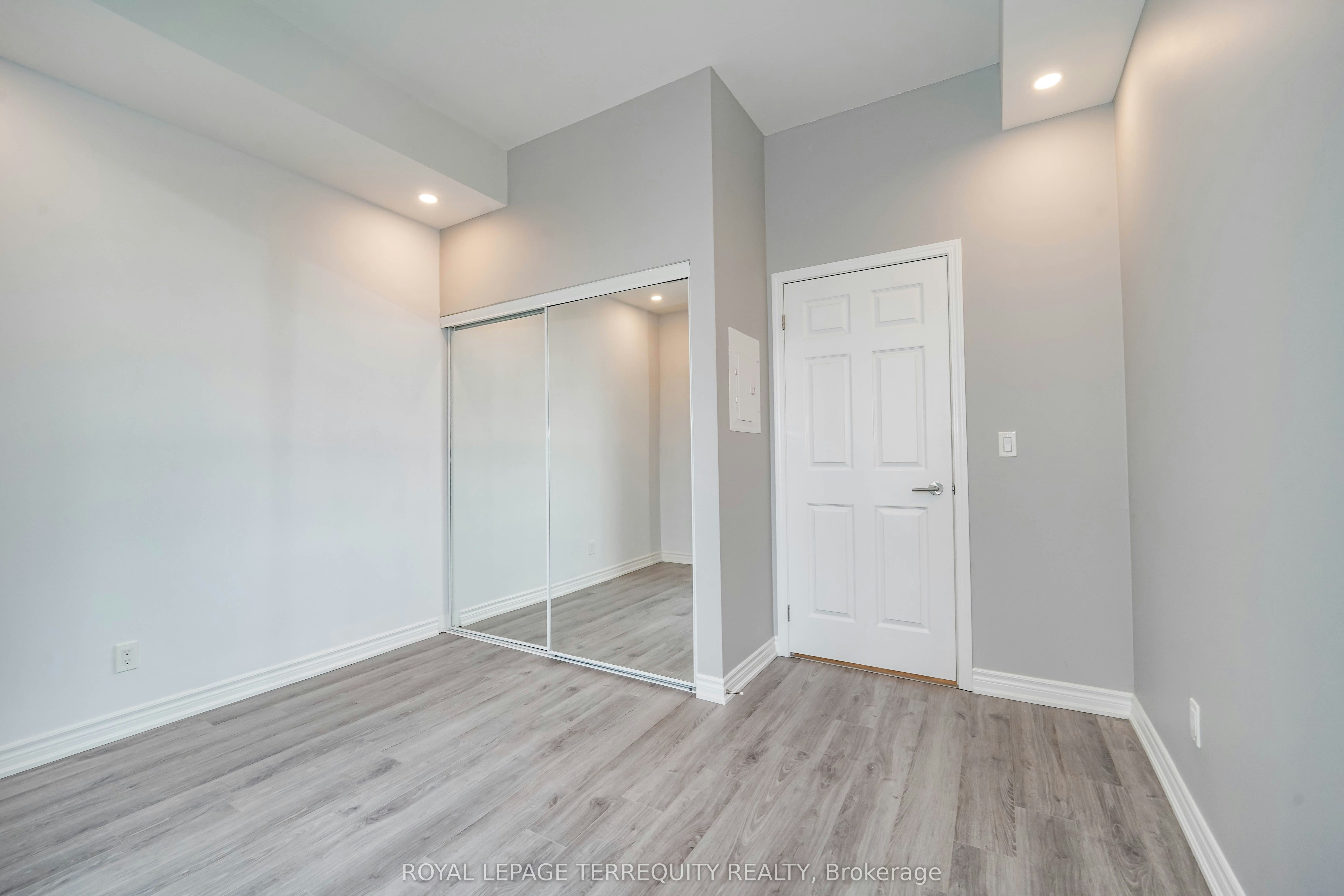 728-11611 Yonge Street, Richmond Hill, ON, L4E 1G2 - 26