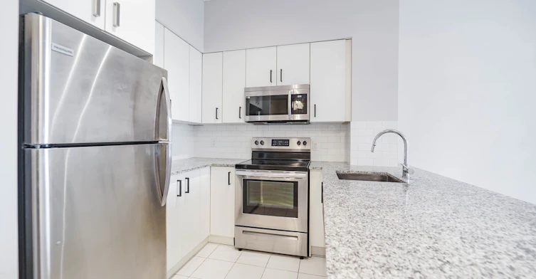 728-11611 Yonge Street, Richmond Hill, ON, L4E 1G2 - 15