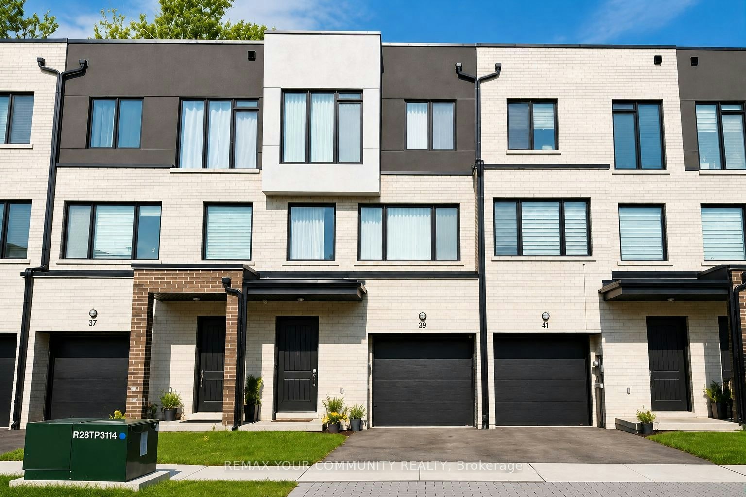 39 Persica Street, Richmond Hill, ON, L4E 2T3