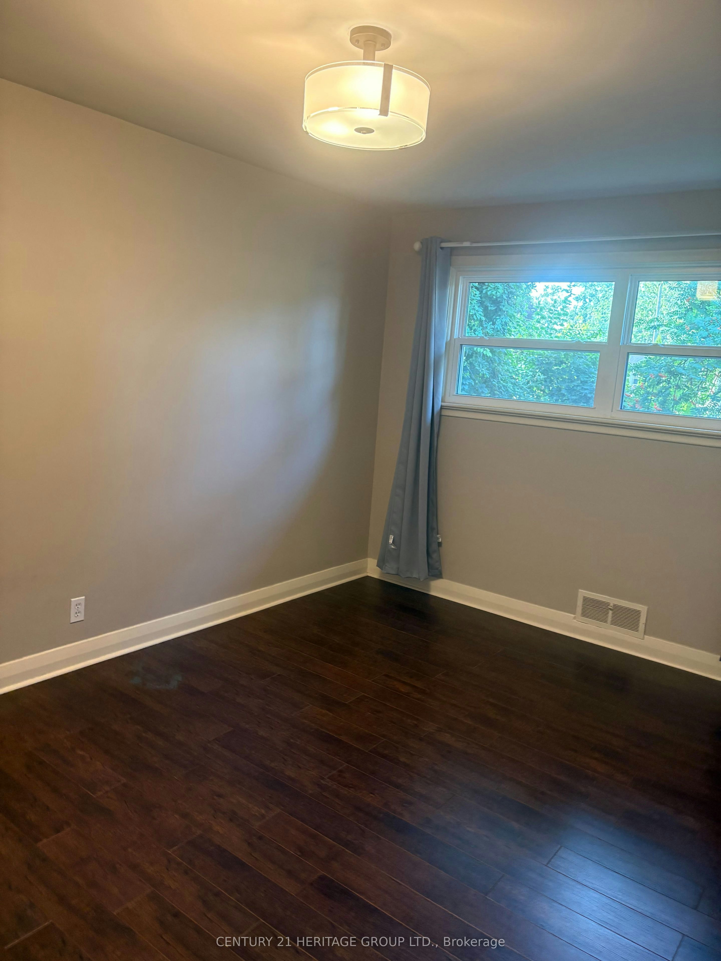 Main Floor-102 Paris Street, New Tecumseth, ON, L9R 1H2 - 7