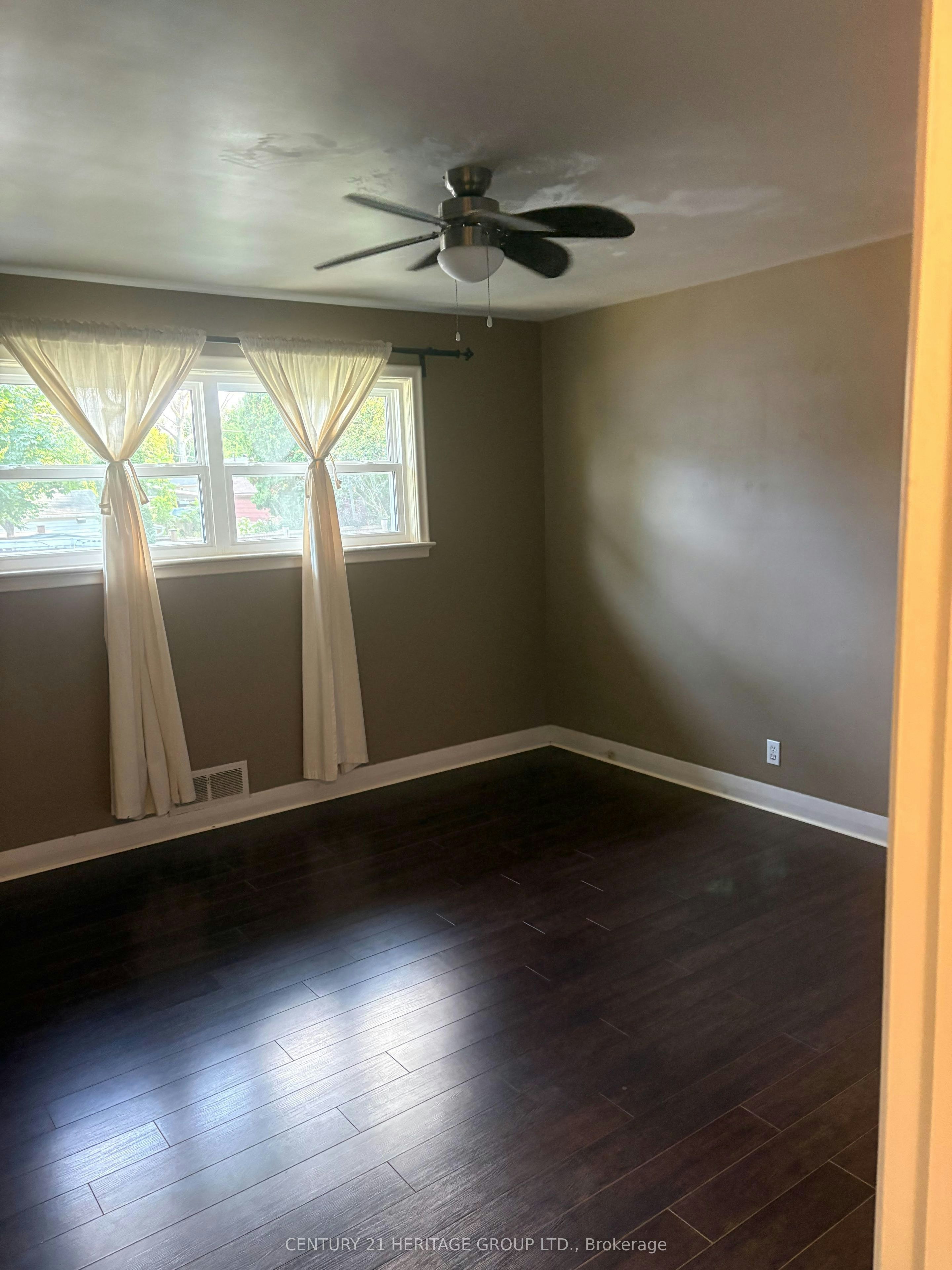 Main Floor-102 Paris Street, New Tecumseth, ON, L9R 1H2 - 6