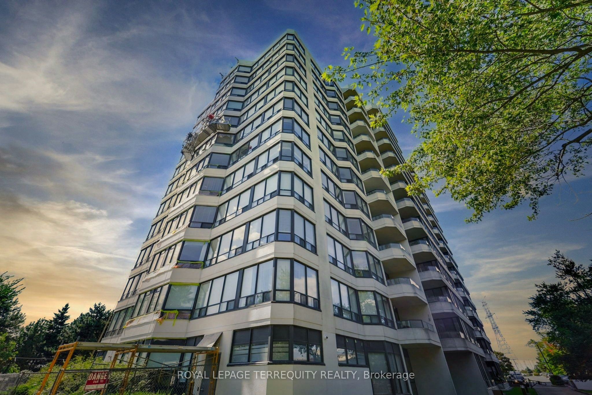 1107-8501 Bayview Avenue, Richmond Hill, ON, L4B 3J7