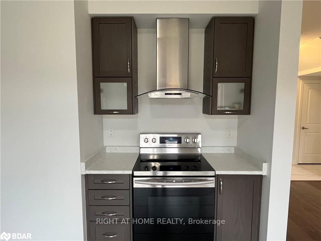 57 Bank Street, Essa, ON, L3W 0M5 - 9