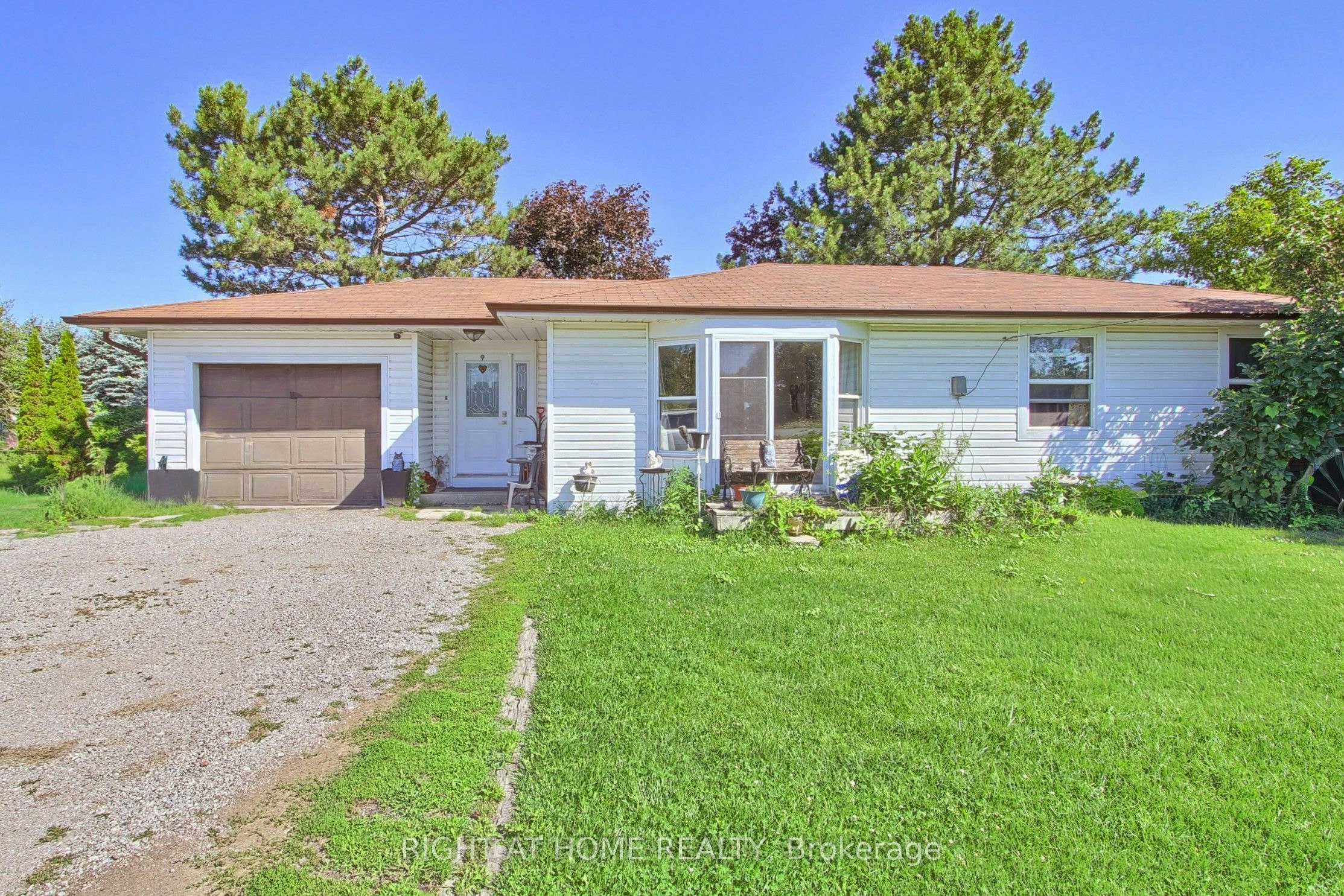 1384 Graham Side Road, King, ON, L3Y 4V9