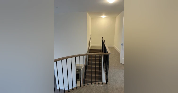17 Vern Robertson Gate, Uxbridge, ON, L9P 0R9 - 12