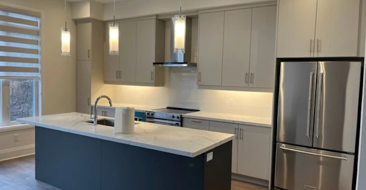 17 Vern Robertson Gate, Uxbridge, ON, L9P 0R9 - 2