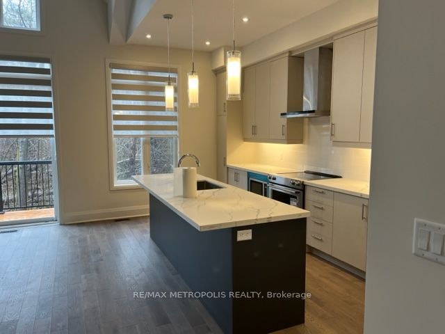 17 Vern Robertson Gate, Uxbridge, ON, L9P 0R9 - 14