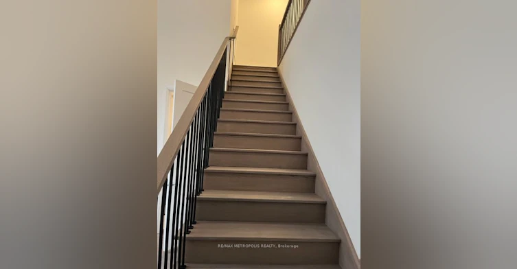 17 Vern Robertson Gate, Uxbridge, ON, L9P 0R9 - 43