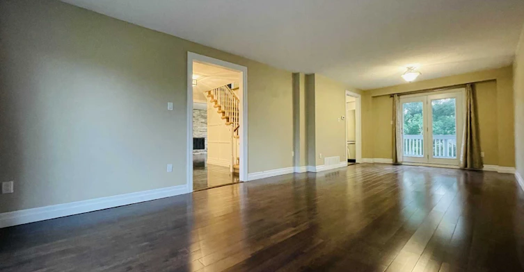 Upper level-909 Ferndale Crescent, Newmarket, ON, L3Y 6B6 - 4