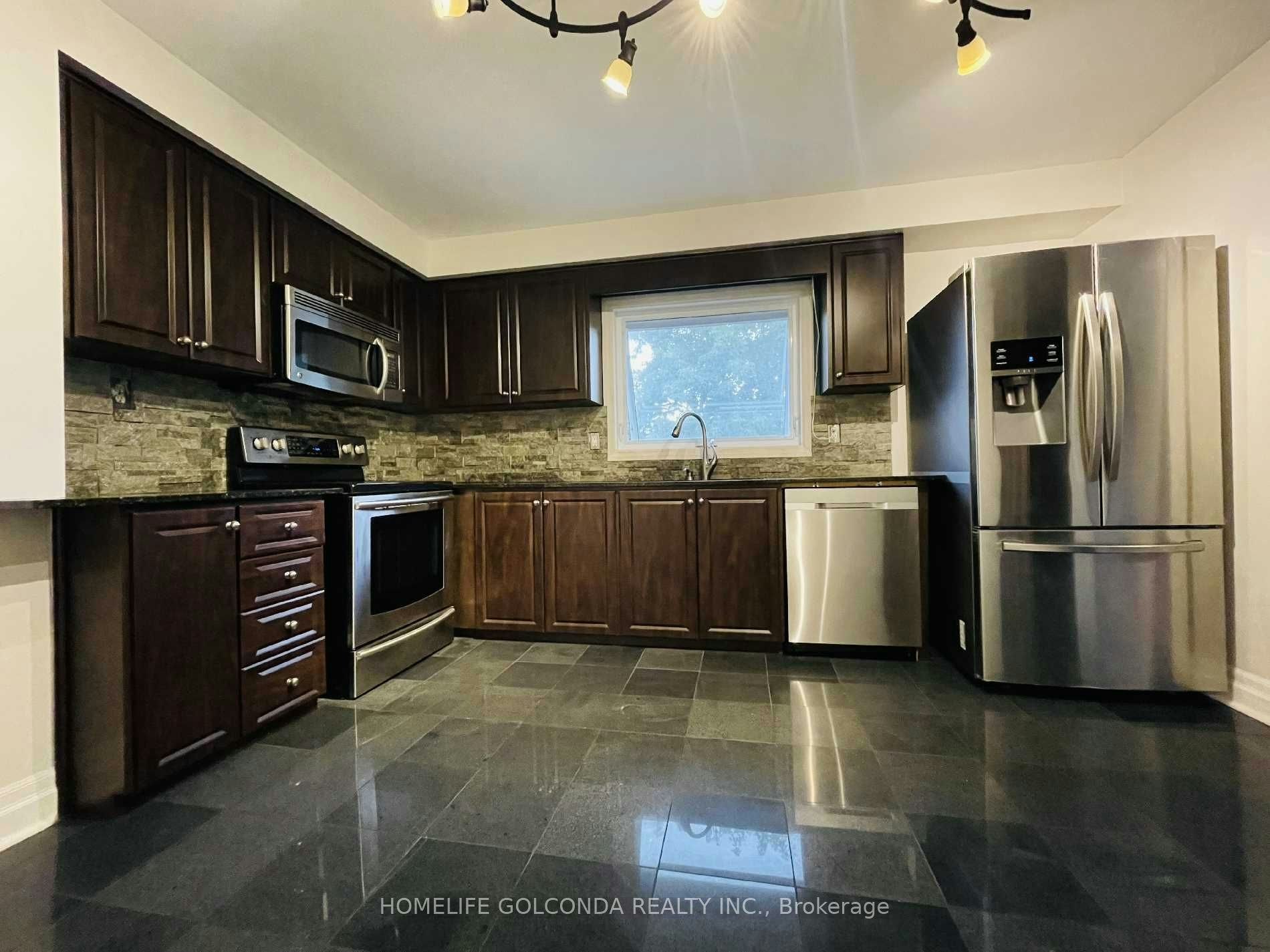 Upper level-909 Ferndale Crescent, Newmarket, ON, L3Y 6B6 - 5