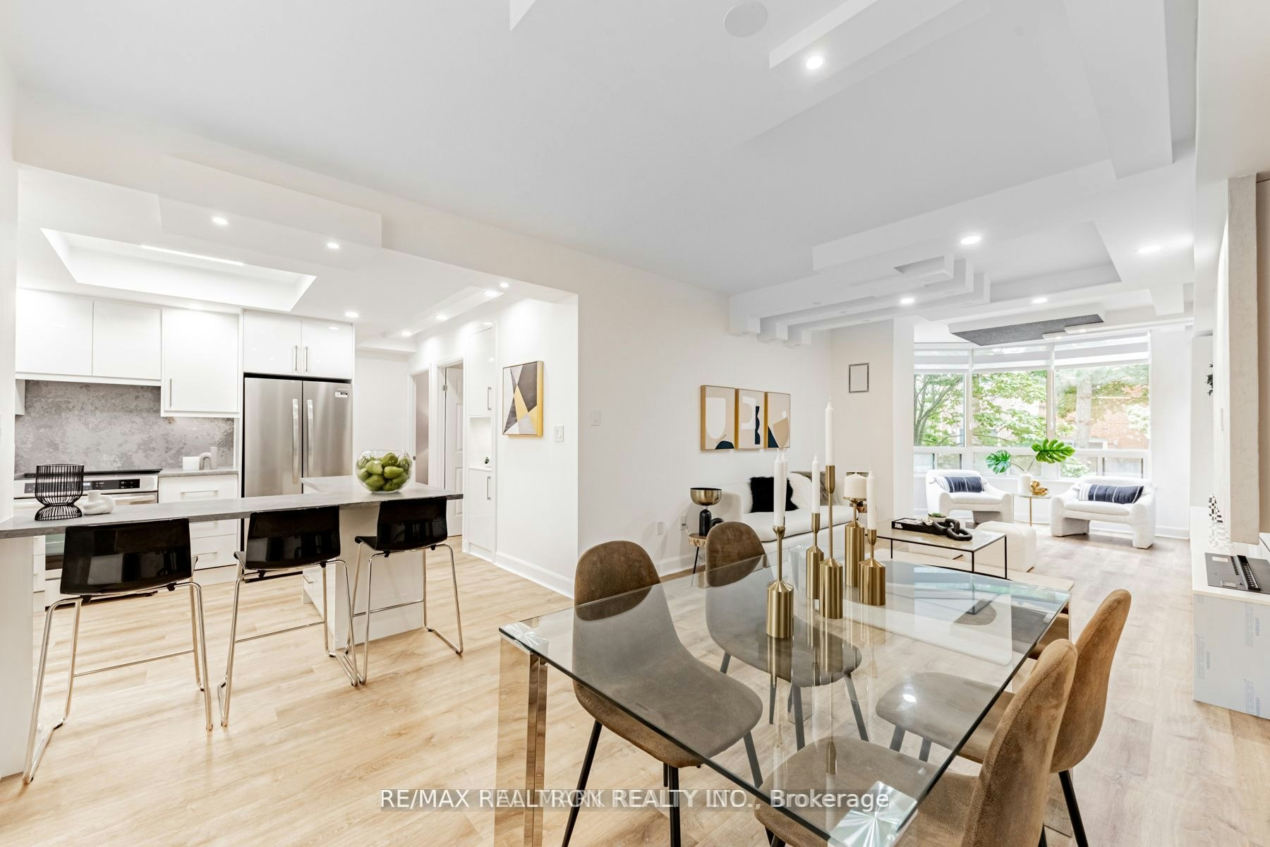 321-333 Clark Avenue W, Vaughan, ON, L4J 7K4 - 10