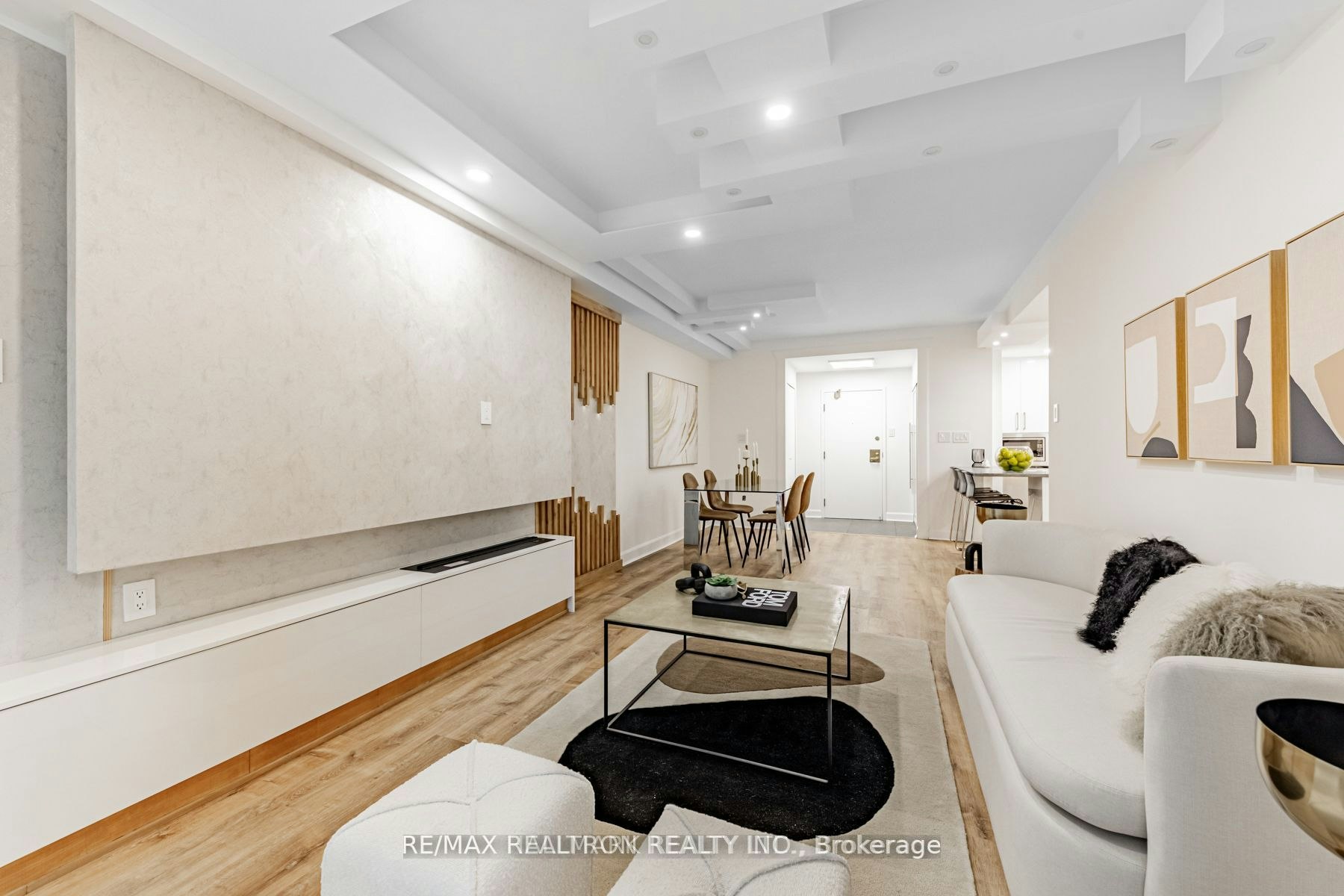 321-333 Clark Avenue W, Vaughan, ON, L4J 7K4 - 6
