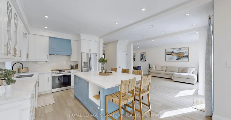 75 Canoe Court, Richmond Hill, ON, L4E 3Y2 - 3