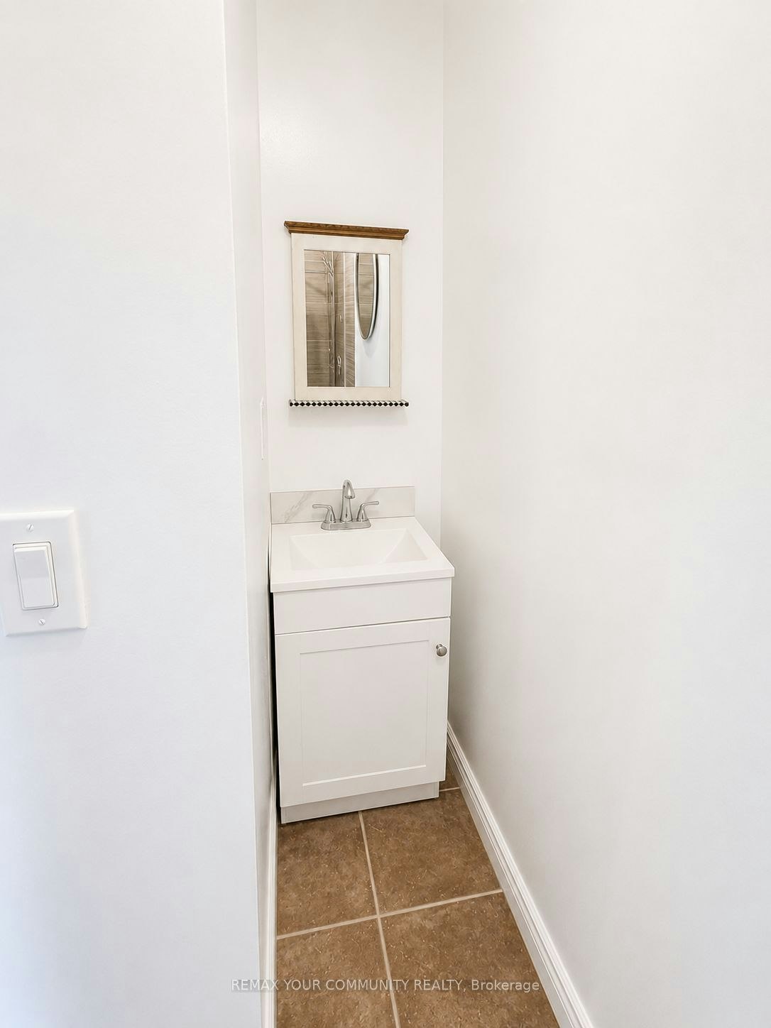 Unit 2-3745 Lloydtown Aurora Road, King, ON, L0G 1J0 - 9