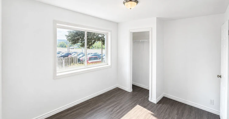 Unit 1-3745 Lloydtown Aurora Road, King, ON, L0G 1J0 - 7
