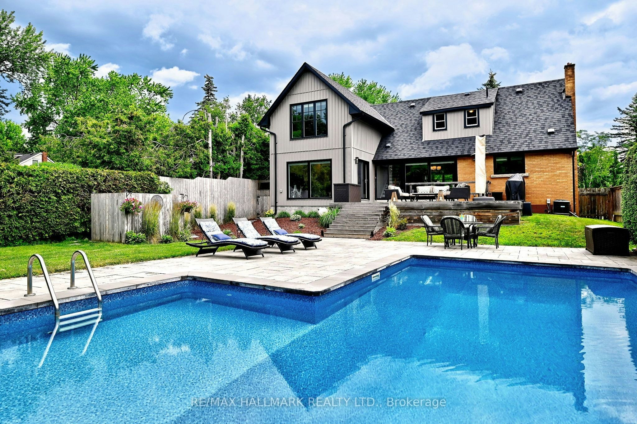 334 Stewart Street, Newmarket, ON, L3Y 3M6