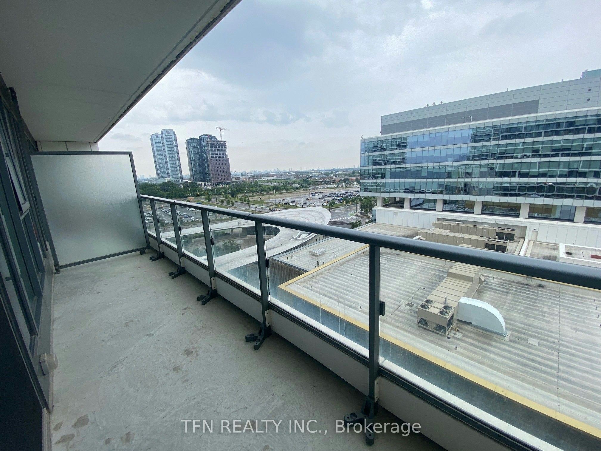 1006-5 Buttermill Avenue, Vaughan, ON, L4K 0J5 - 10
