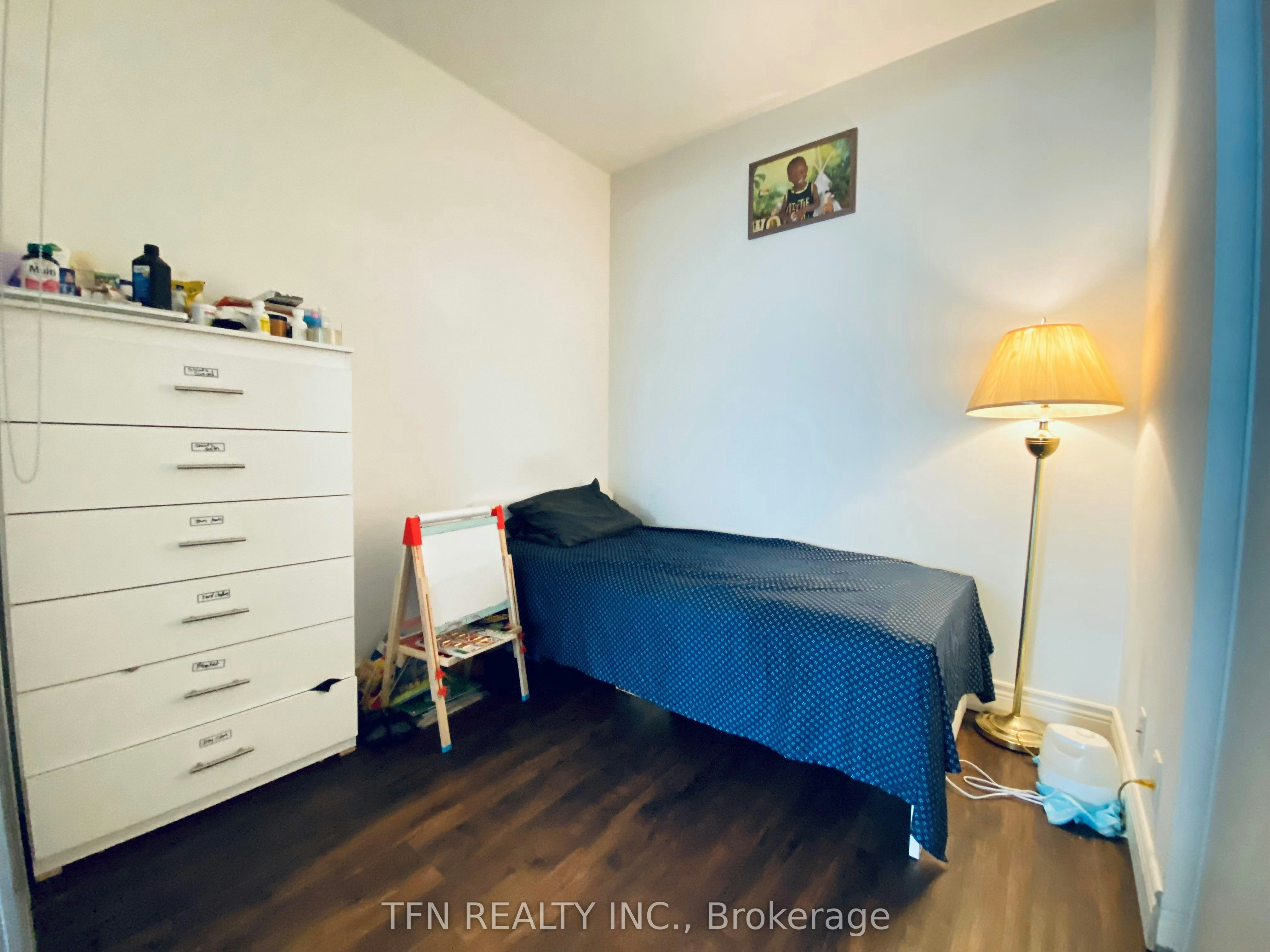 1006-5 Buttermill Avenue, Vaughan, ON, L4K 0J5 - 7