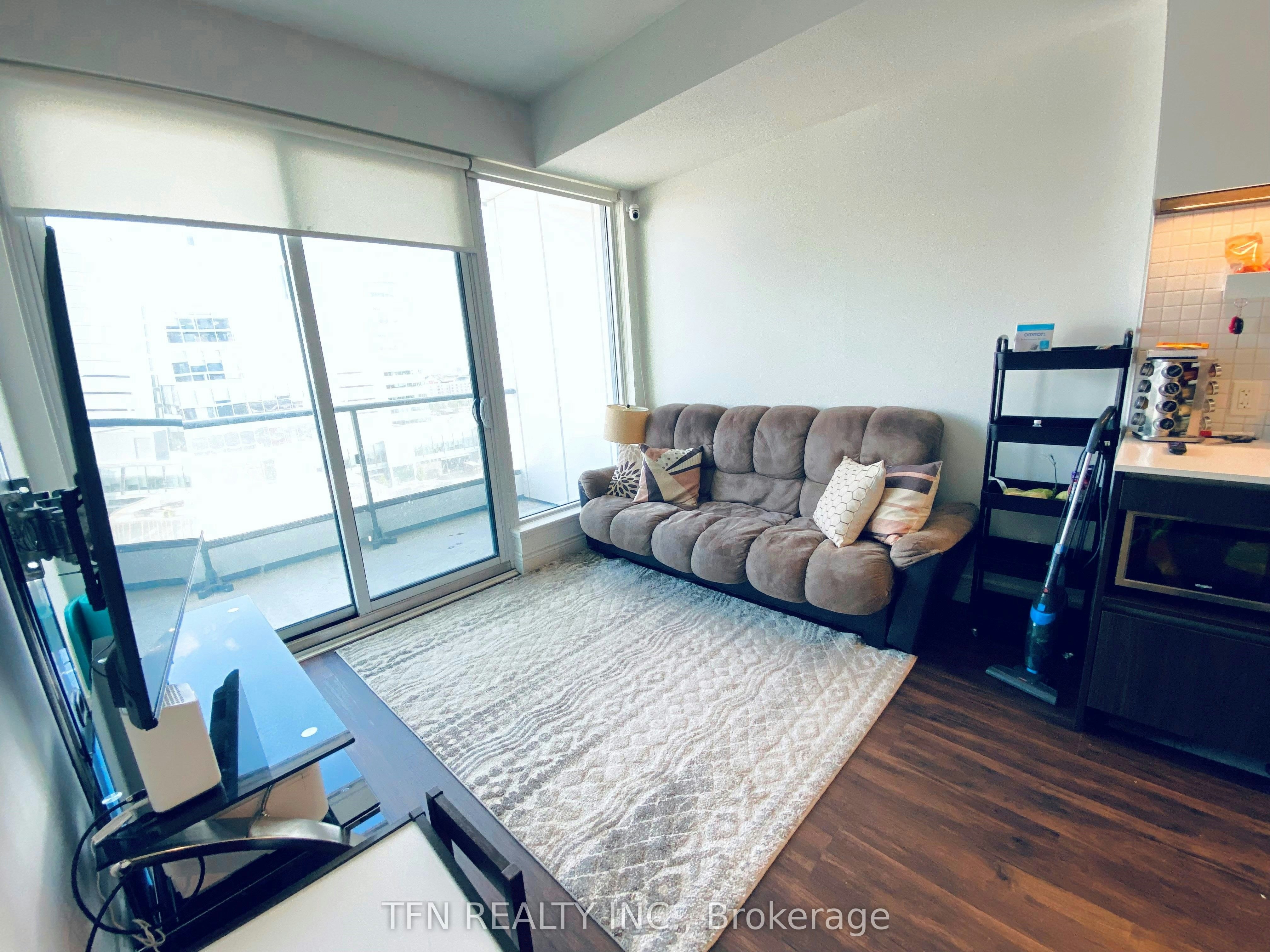 1006-5 Buttermill Avenue, Vaughan, ON, L4K 0J5 - 4