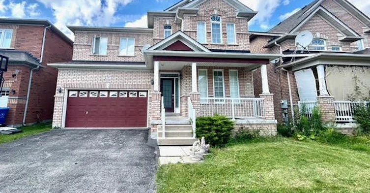 30 Chippingwood Manor, Aurora, ON, L4G 7R4