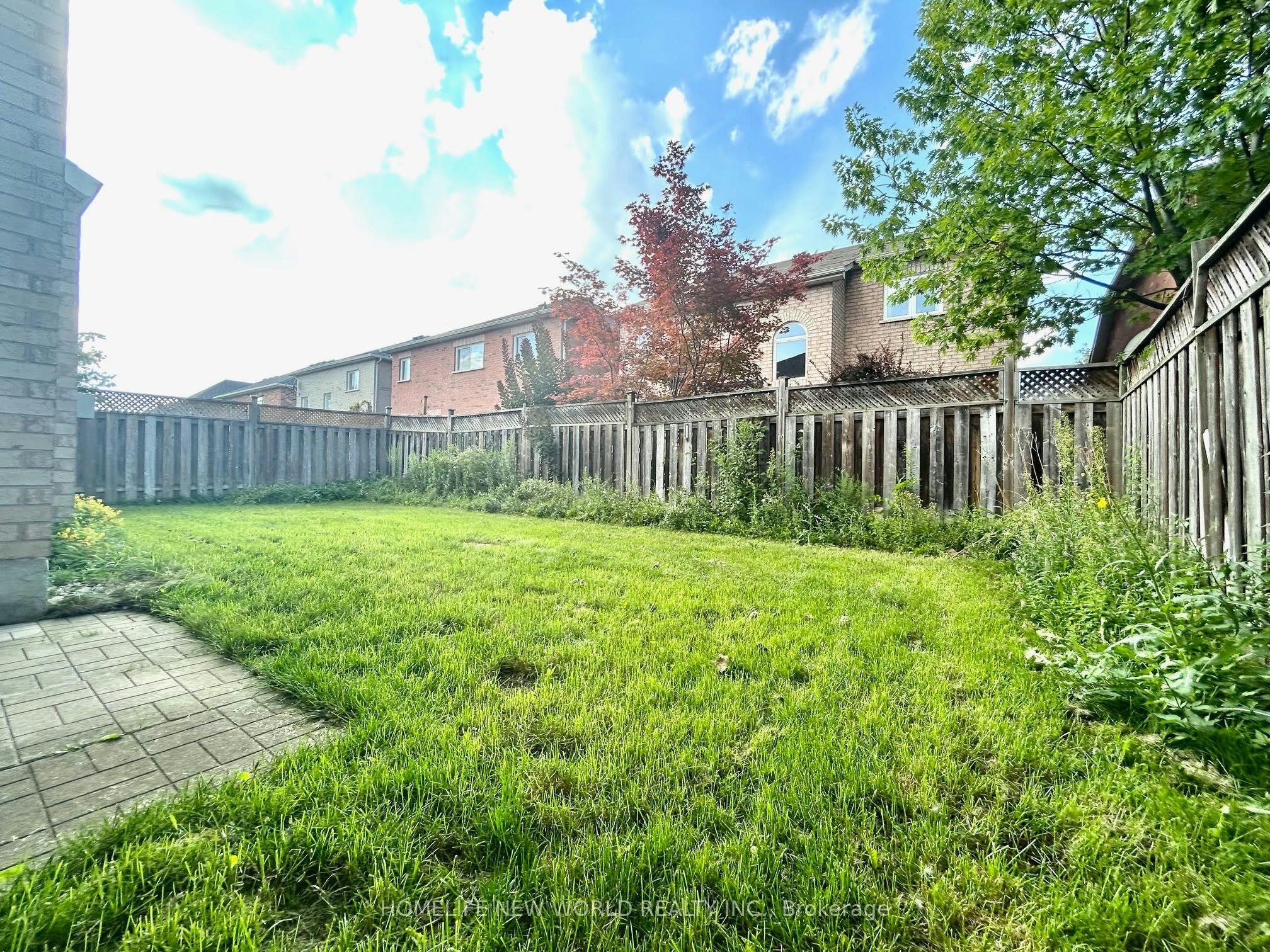 30 Chippingwood Manor, Aurora, ON, L4G 7R4 - 30
