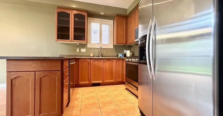 30 Chippingwood Manor, Aurora, ON, L4G 7R4 - 6