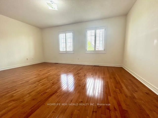 30 Chippingwood Manor, Aurora, ON, L4G 7R4 - 24